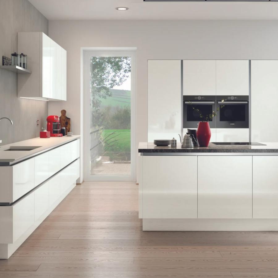 Rail System (Truly Handleless) Kitchens